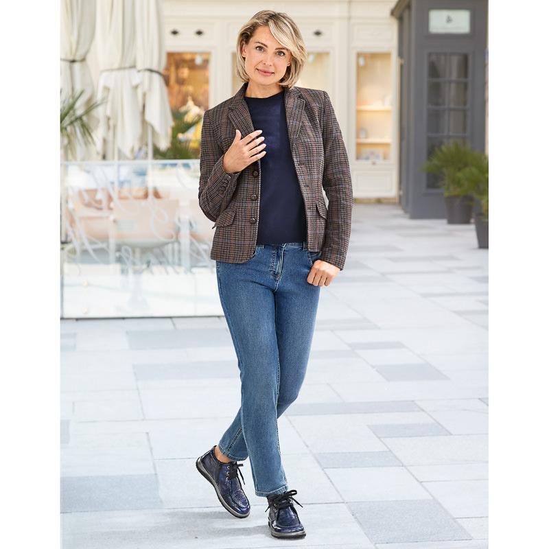 MODEL Tuda