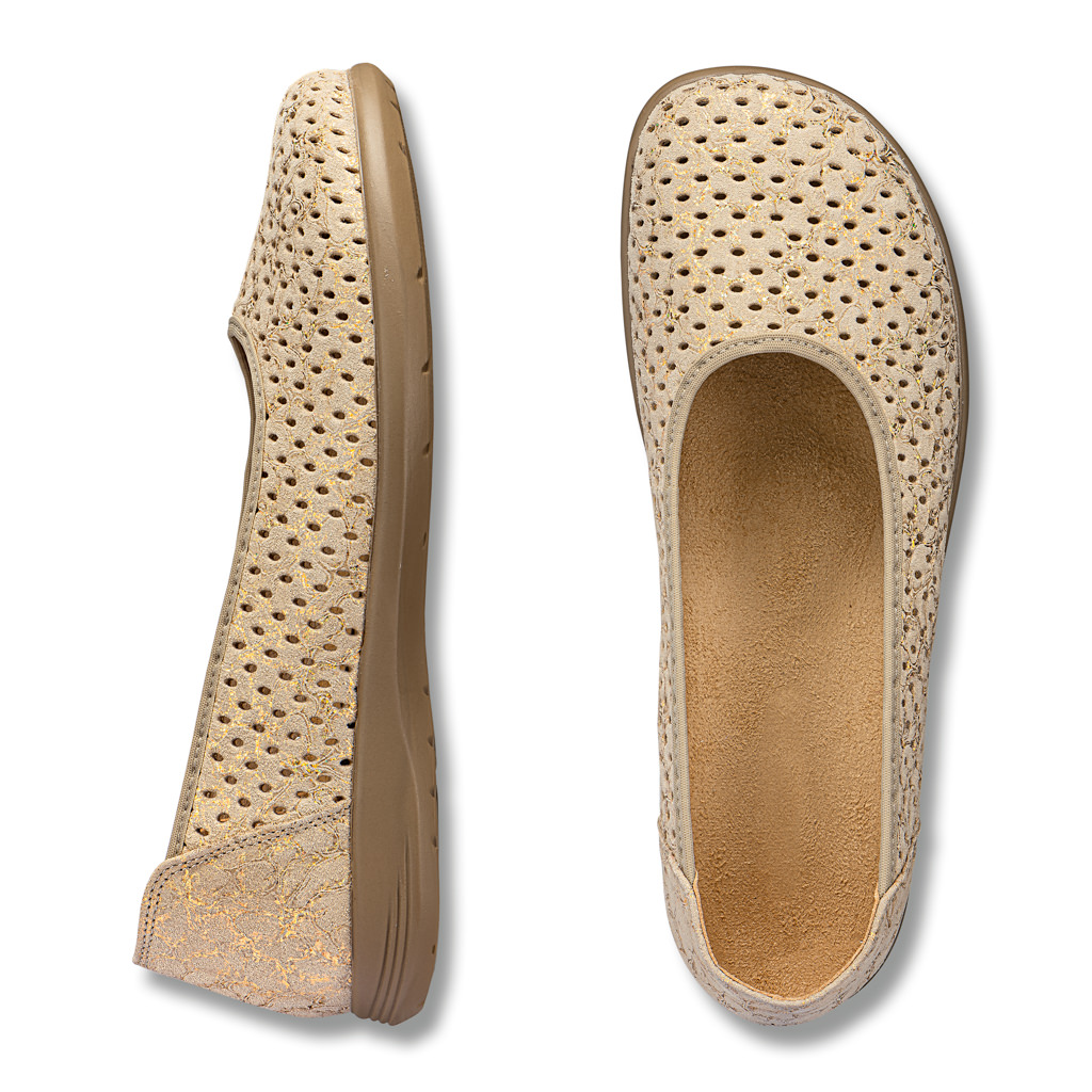 MODEL Pina Air