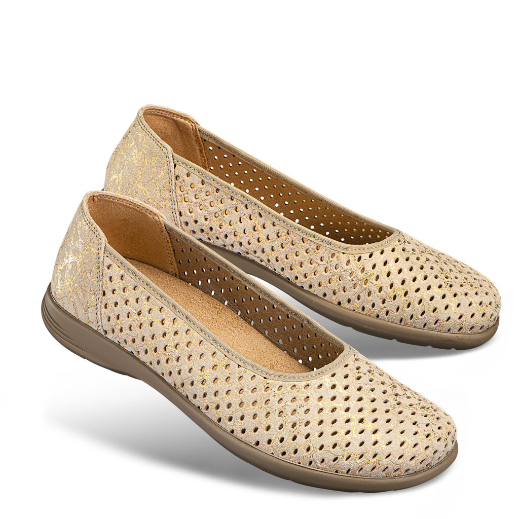 MODEL Pina Air