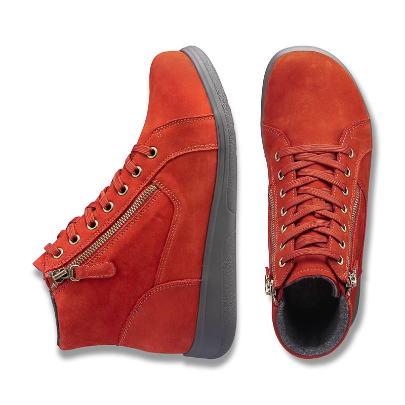 MODEL Lavine TEX