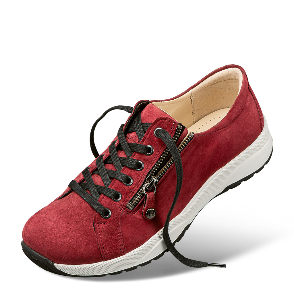 MODEL Albenga